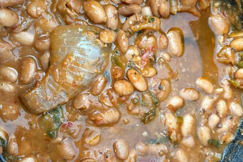 Party Pinto Beans (Frijoles de Olla)