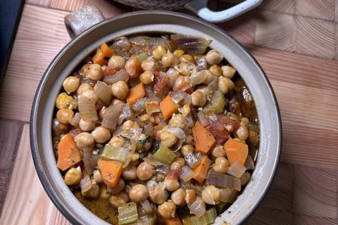 Rustic Chickpea Tomato Soup