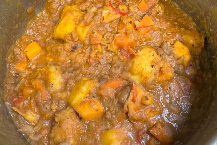 Indo-African Lentil and Plantain Curry
